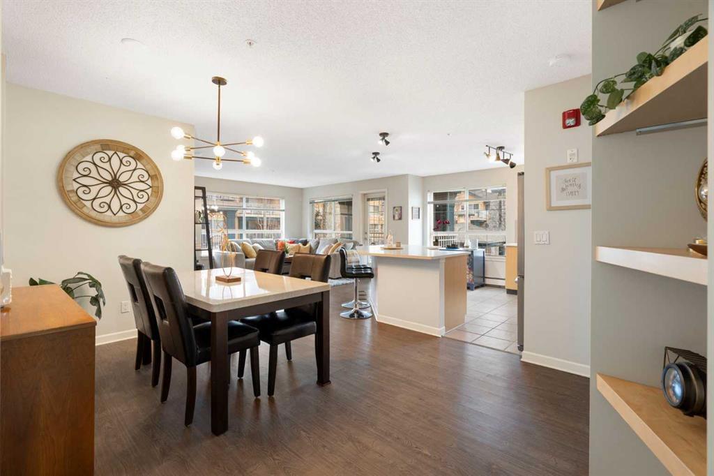 Xxx, Xx Richard Court Sw Calgary Alberta T3E 7N2 Lincoln Park Details