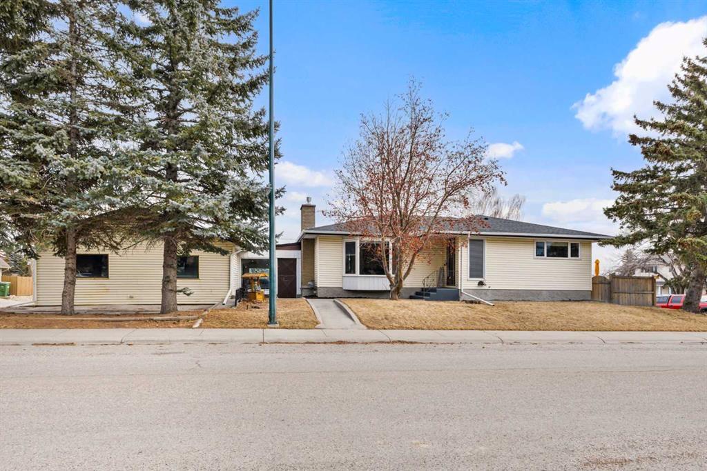 Xxxx Norris Road Nw Calgary Alberta T2K 2R1 North Haven Details