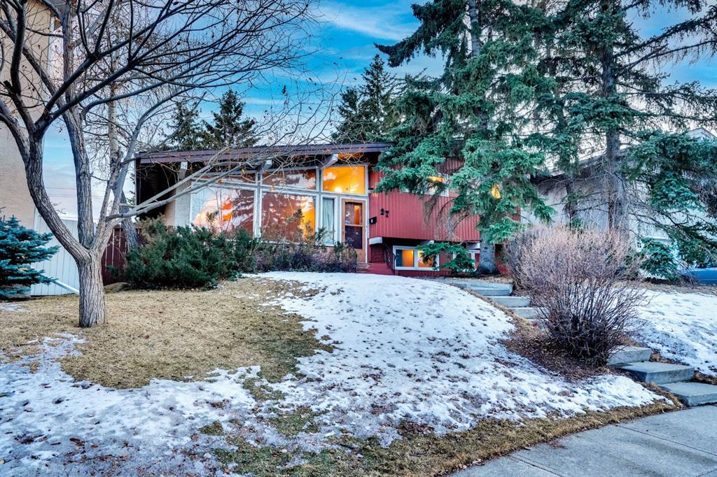 Xx Langton Drive Sw Calgary Alberta T3E 5G1 North Glenmore Park Details