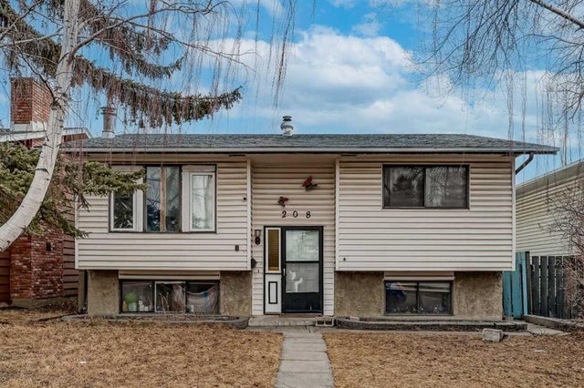 Photo for MLS®# A2213717 - home for sale at 208 Temple Close Northeast, Temple, Calgary Alberta