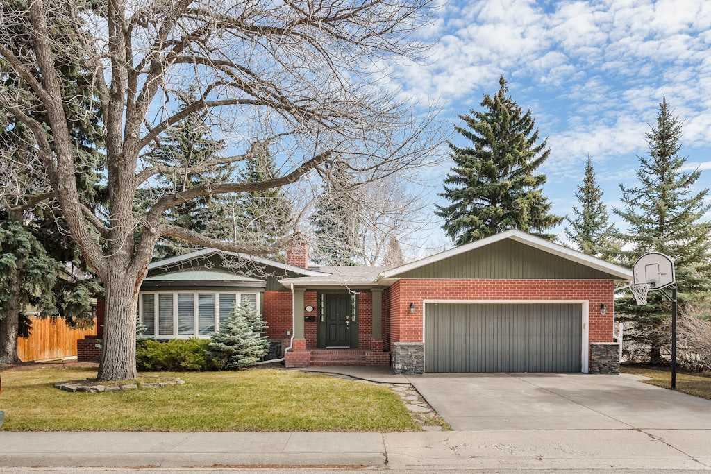 Xx Medford Place Sw Calgary Alberta T2V 2G2 Mayfair Details