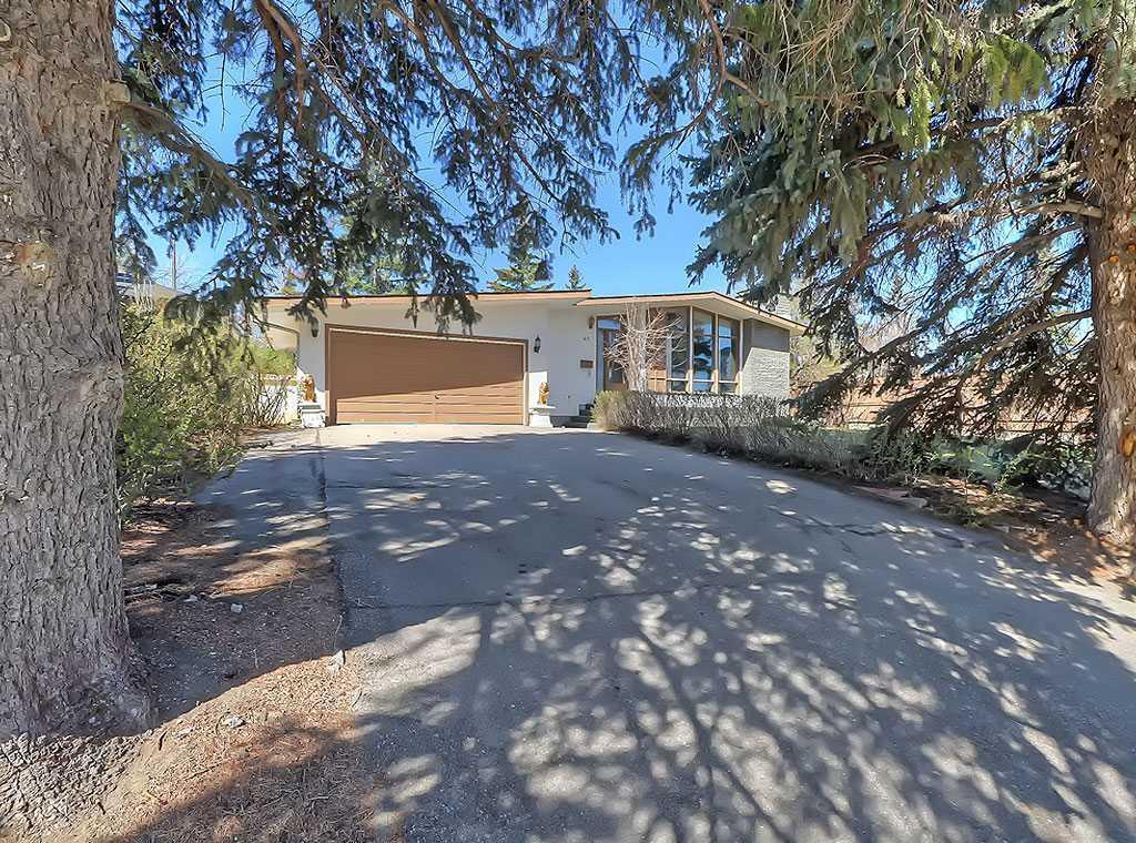 Xx Snowdon Crescent Sw Calgary Alberta T2W 0S4 Southwood Details