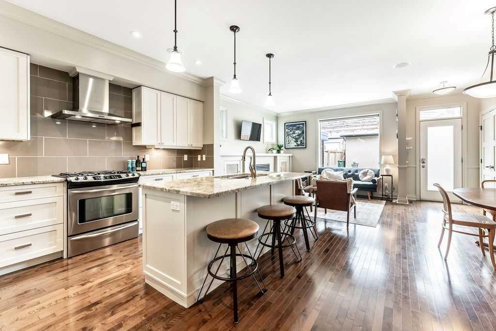 Xxxx Xx Street Sw Calgary Alberta T3C 1W8 Rosscarrock Details