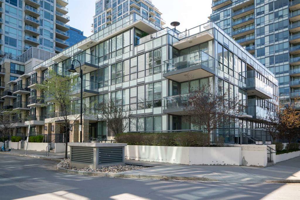 Xxx, Xx Waterfront Mews Sw Calgary Alberta T2P 0X3 Chinatown Details