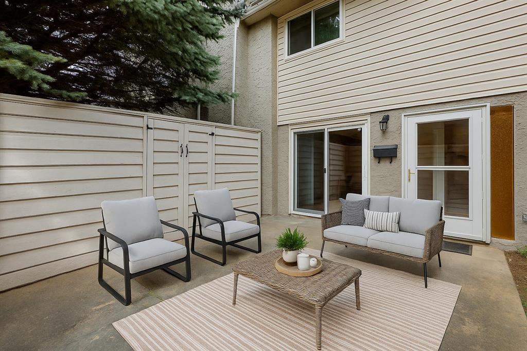 X, Xxxx Xx Street Sw Calgary Alberta T3E 3W5 Glamorgan Details