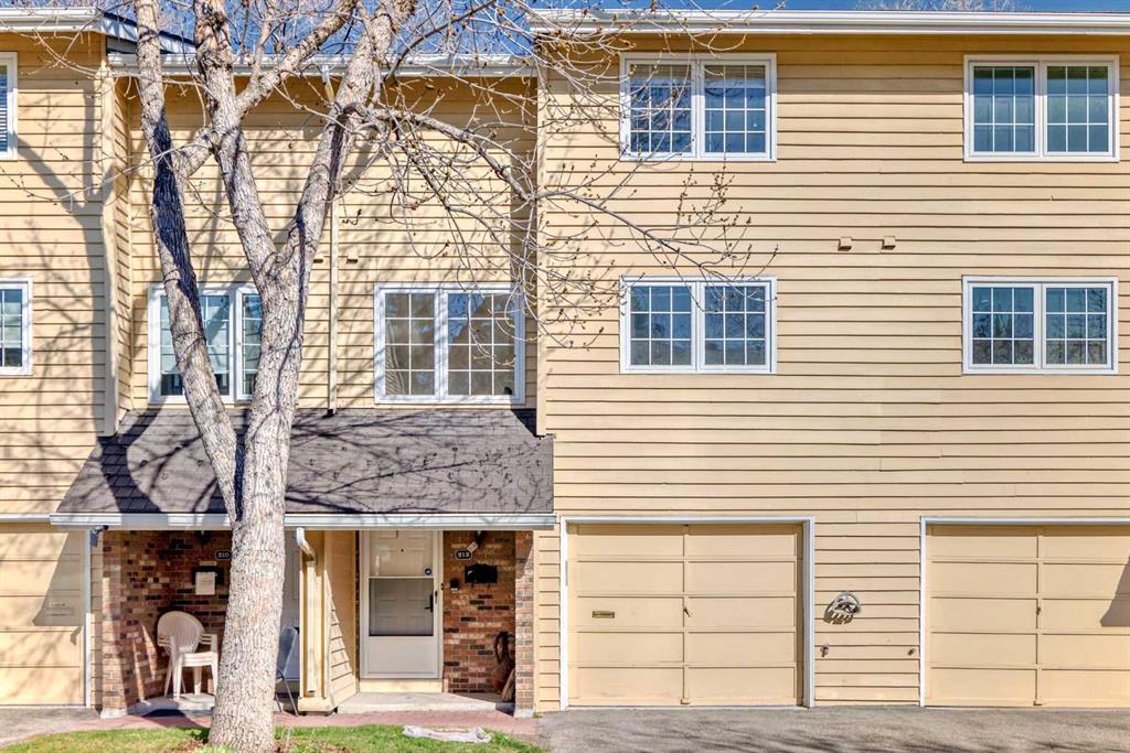 Xxx Point Mckay Gardens Nw Calgary Alberta T3B 4V8 Point McKay Details
