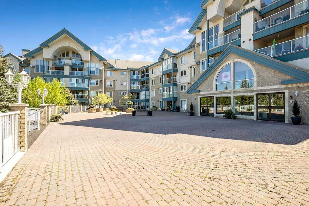 Xxx, Xxxx Sierra Morena Boulevard Sw Calgary Alberta T3H 3L7 Signal Hill Details