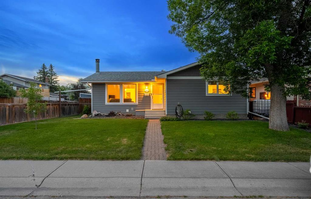 Xxxx Xxx Avenue Se Calgary Alberta T2J 5K9 Deer Ridge Details