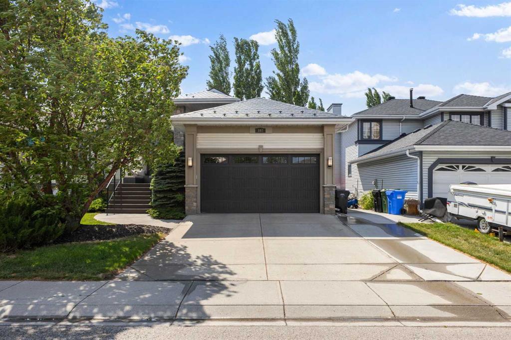 Xxx Douglas Woods Grove Se Calgary Alberta T2Z2H6 Douglasdale/Glen Details