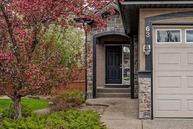 63 Cranleigh Close Southeast, Calgary