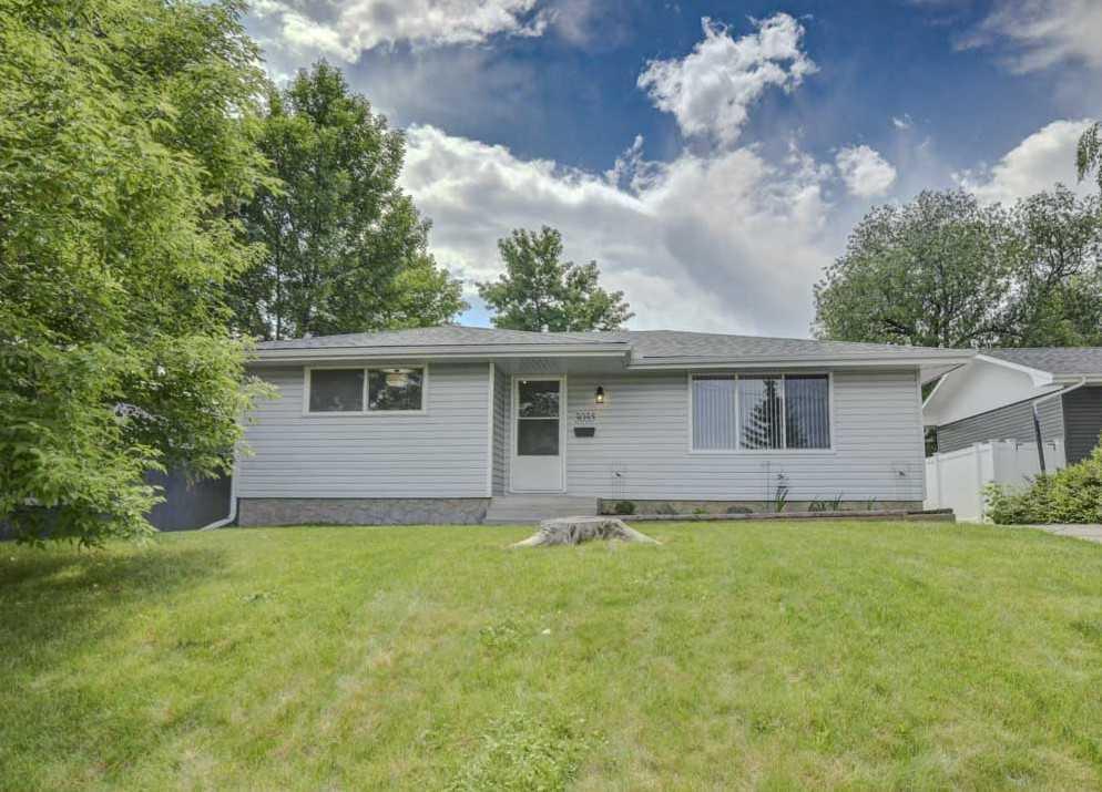 Xxxx Oakmoor Drive Sw Calgary Alberta T2V 3Z6 Oakridge Details