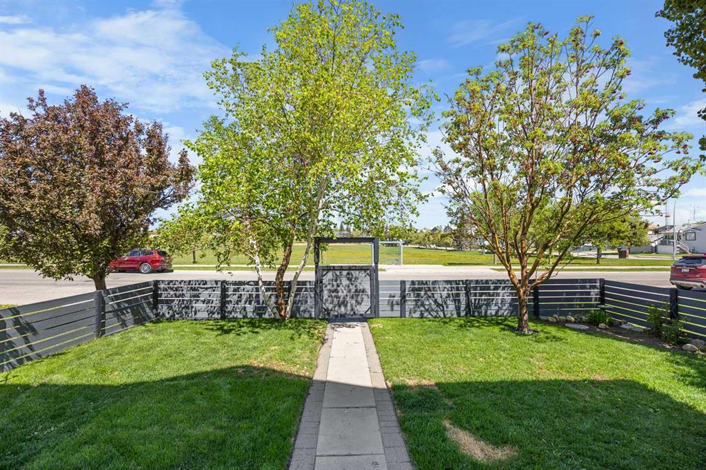 Xxx Country Hills Drive Nw Calgary Alberta T3K 4W7 Country Hills Details