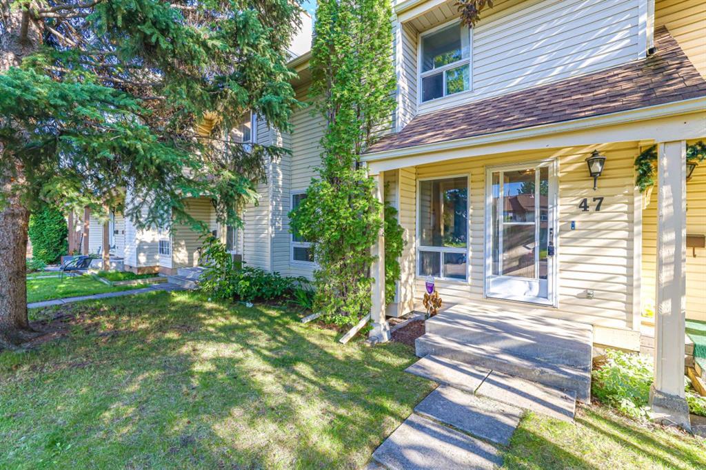 Xx Woodhill Court Sw Calgary Alberta T2W 3P1 Woodlands Details