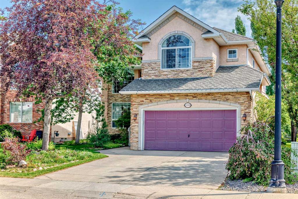 Xxxx Strathcona Drive Sw Calgary Alberta T3R 3R8 Strathcona Park Details