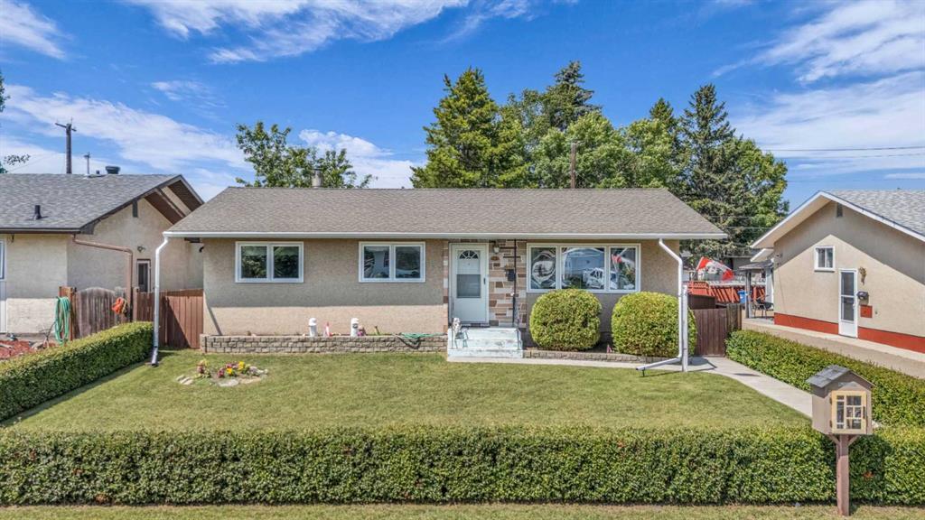 Xx Fairway Avenue Red Deer Alberta T4N 4Y9 Fairview Details