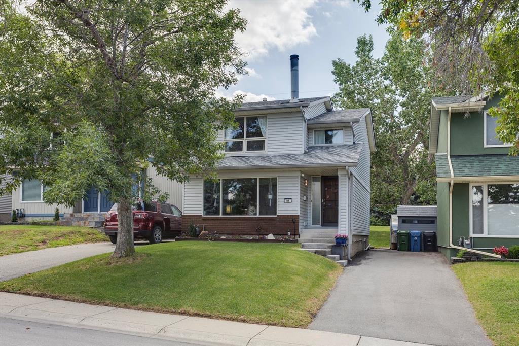 Xx Coach Manor Rise Sw Calgary Alberta T3H 1C5 Coach Hill Details