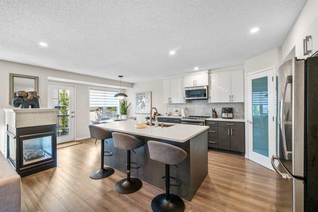 Xxx Coral Springs Close Ne Calgary Alberta T3J 3S5 Coral Springs Details