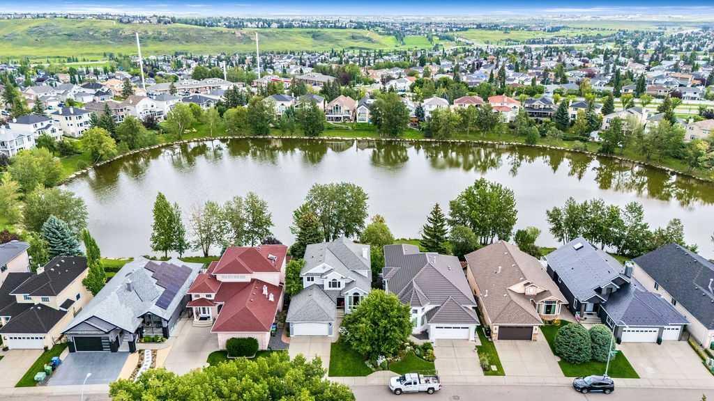 Xx Hidden Circle Nw Calgary Alberta T3A5G9 Hidden Valley Details