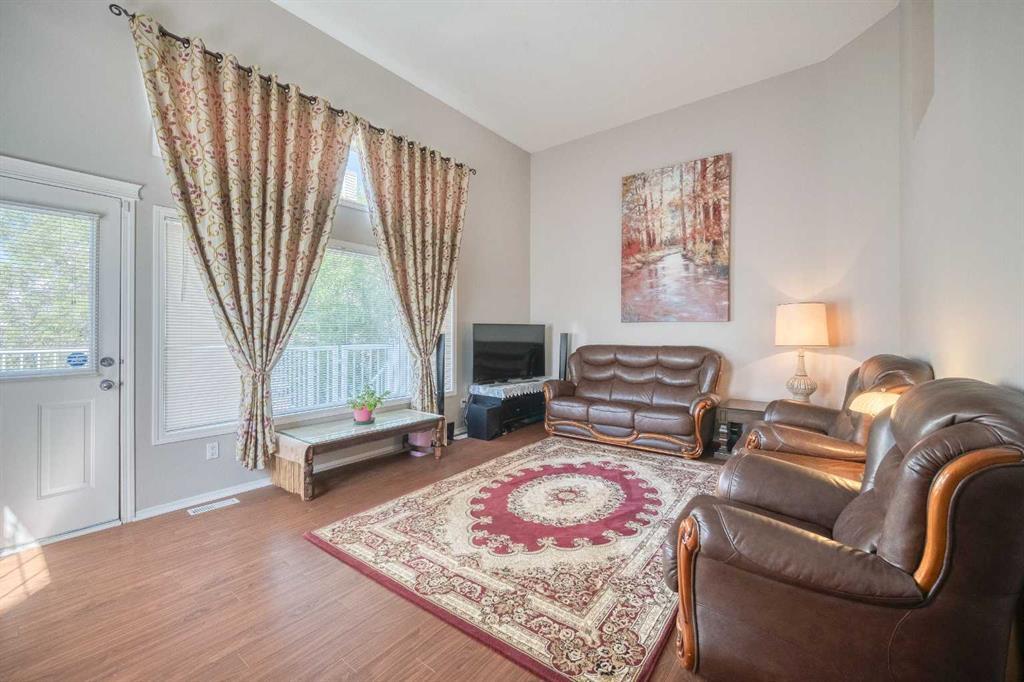 Xxx, Xxxx Xx Avenue Se Calgary Alberta T2A 7Z6 Applewood Park Details