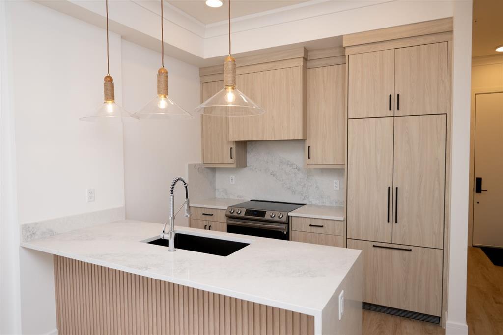 Xxxx, Xxxx Norford Avenue Nw Calgary Alberta T3B 6A8 University District Details