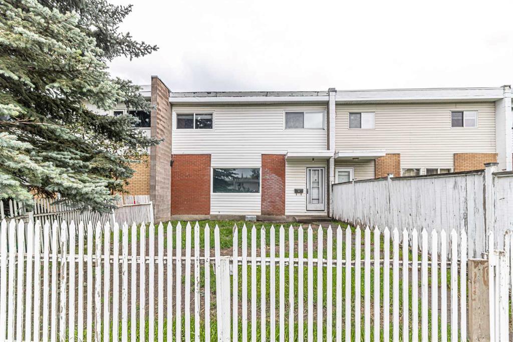 Xxx Garry Crescent Ne Calgary Alberta T2K 3T7 Greenview Details