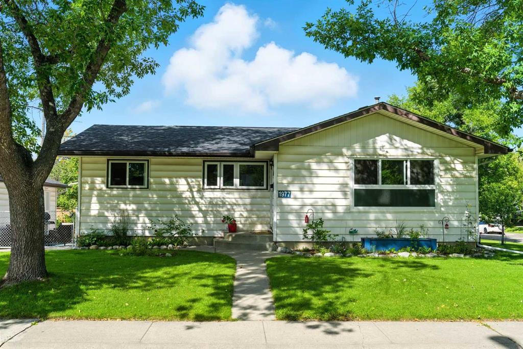 Xxxx Cottonwood Crescent Se Calgary Alberta T2B 1P5 Southview Details