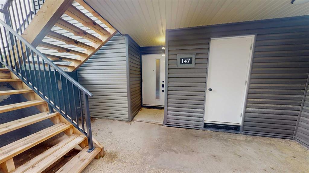 Xxx, Xx Glamis Green Sw Calgary Alberta T3E 6V1 Glamorgan Details