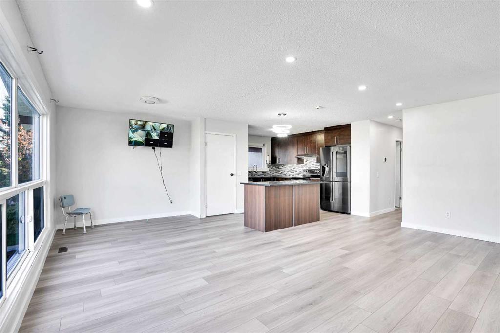 Xxx Malvern Drive Ne Calgary Alberta T2A 5G8 Marlborough Park Details