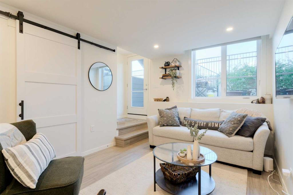 Xxx, Xxx Rowley Way Nw Calgary Alberta T3L 0H5 Haskayne Details