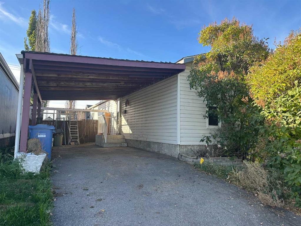 Xxx Erin Woods Circle Se Calgary Alberta T2B 3E1 Erin Woods Details