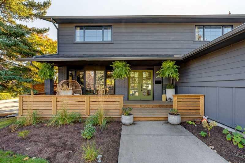 Xxx Oakside Bay Sw Calgary Alberta T2V 4P2 Oakridge Details