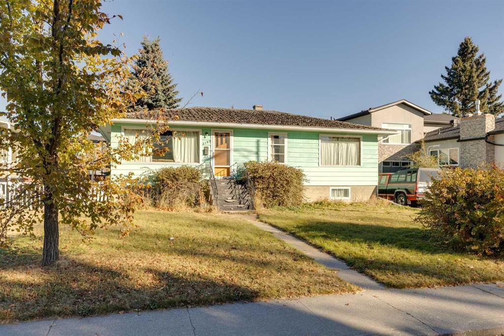 Xxxx Halifax Crescent Nw Calgary Alberta T2M 4C7 Banff Trail Details