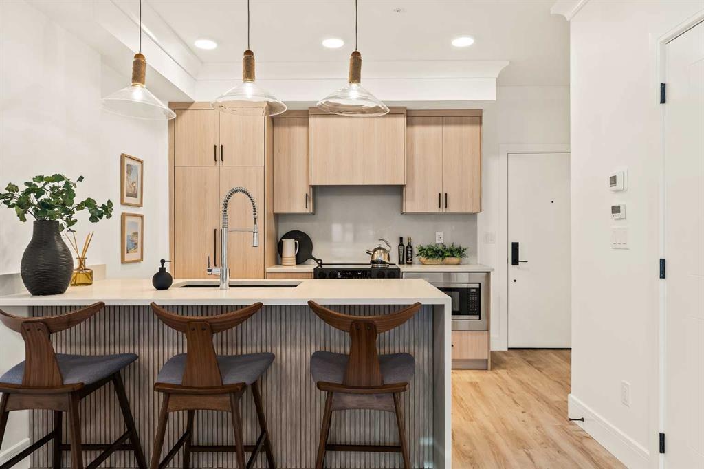 Xxxx, Xxxx Norford Avenue Nw Calgary Alberta T3B 6P8 University District Details