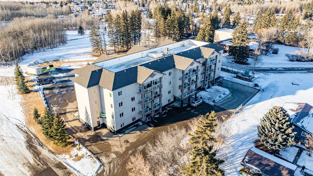 Xxx, Xxxx Woodland Road Innisfail Alberta T4G 0B2 Woodlands Details