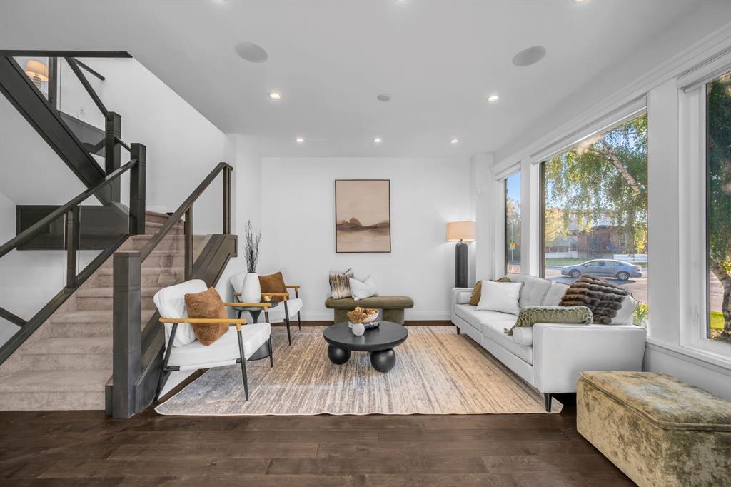 Xxxx Xx Street Sw Calgary Alberta T3E 2J1 Killarney/Glengarry Details