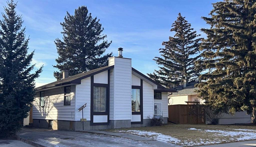 Xxxx Xx Avenue Nw Calgary Alberta T3B 0J1 Montgomery Details