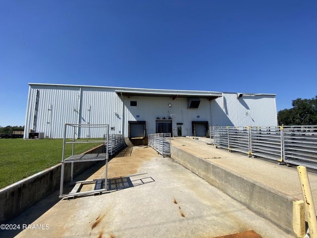 605 Wilfred Landry Street, Delcambre