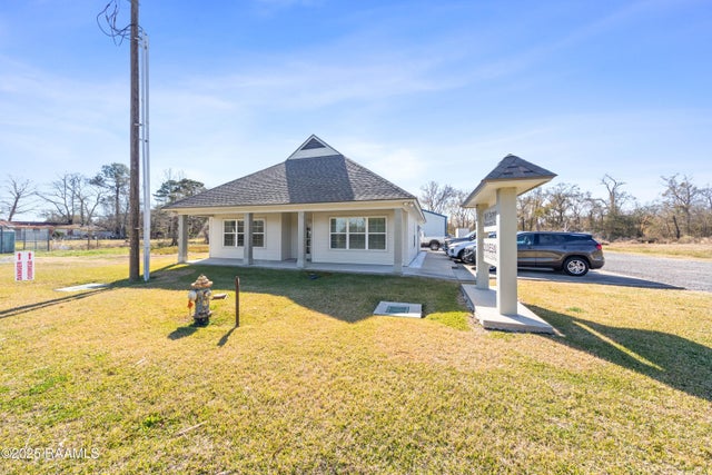 312 Napoleon Avenue, Sunset