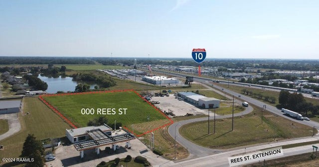 000 Rees Street Extension, Breaux Bridge