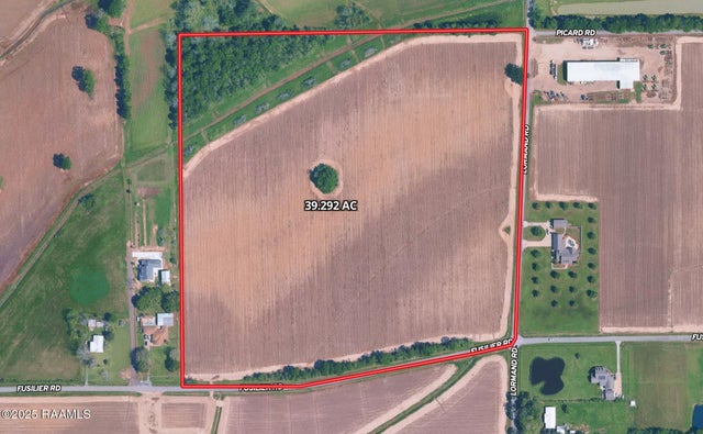 8200 Fusilier Road, Maurice