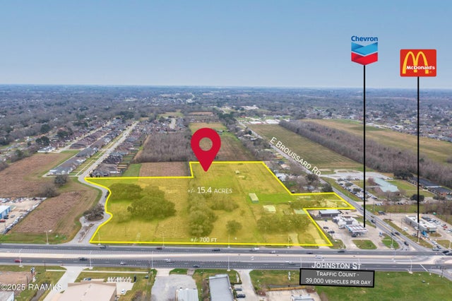 6733 Johnston Street, Lafayette