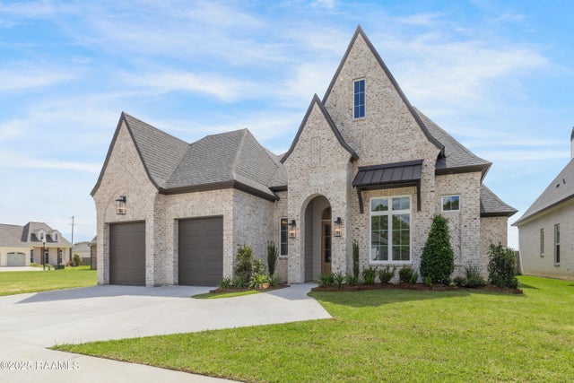 301 Abercrombie Way, Broussard