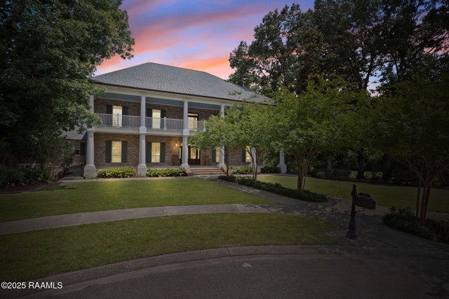 101 Farmington Drive, Lafayette