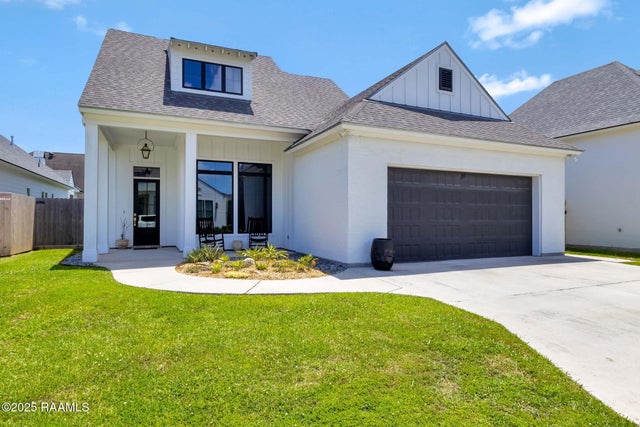 307 Harvest Creek Lane, Lafayette