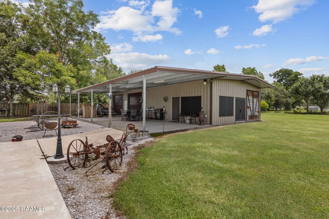 1054 Preston Broussard Road, Arnaudville