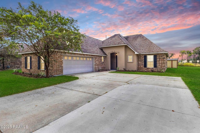 213 Hidden Ridge Drive, Lafayette