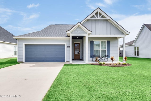 213 Tennyson Drive, Broussard