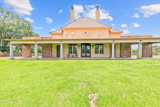 1042 Fontelieu Road, St. Martinville