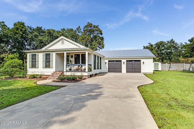 2916 Dixon Road, Maurice