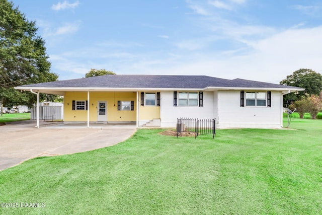 144 Christ The King Road, Opelousas